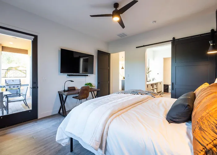 2, 3 The At Troon North * Scottsdale